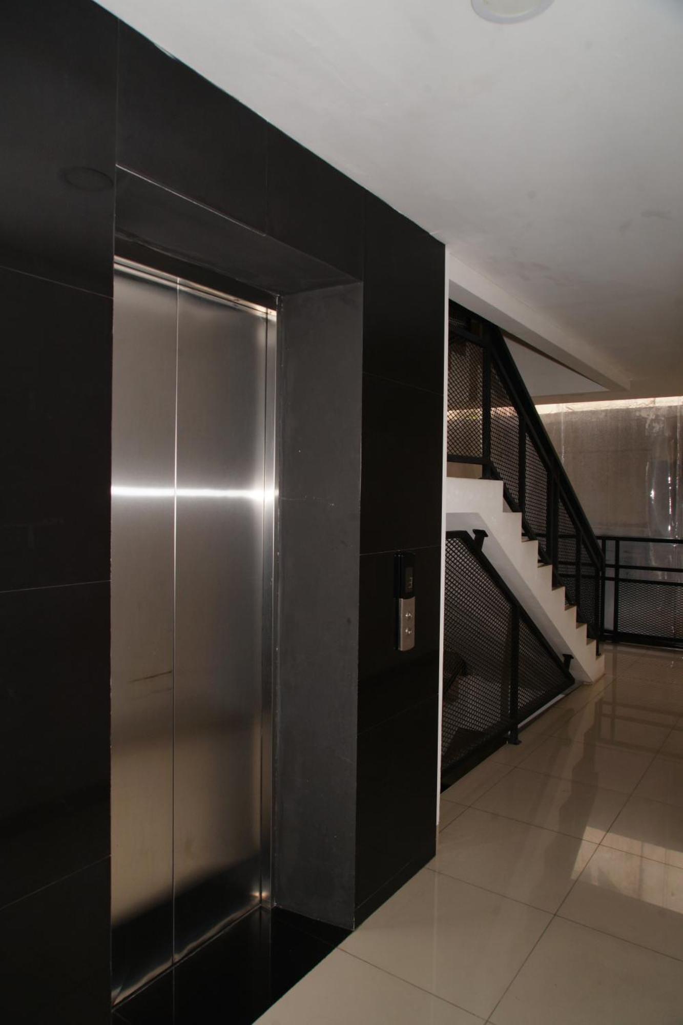 Residence T63 By Shm Jakarta Eksteriør bilde